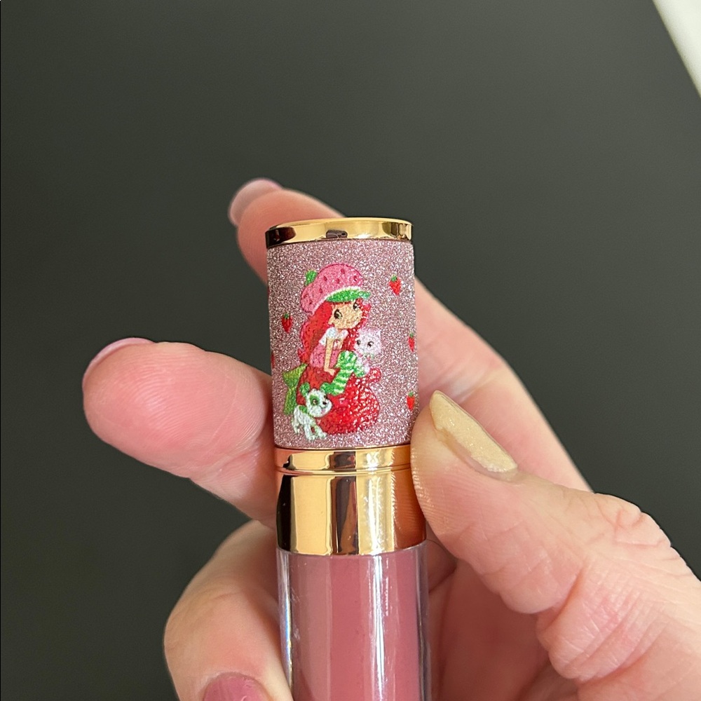 Strawberry Shortcake Pink Lip Gloss - New - Picture 4 of 11
